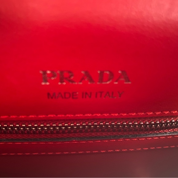 Authentic red Prada Elektra bag in excellent condition with minimal wear. - Picture 8 of 15